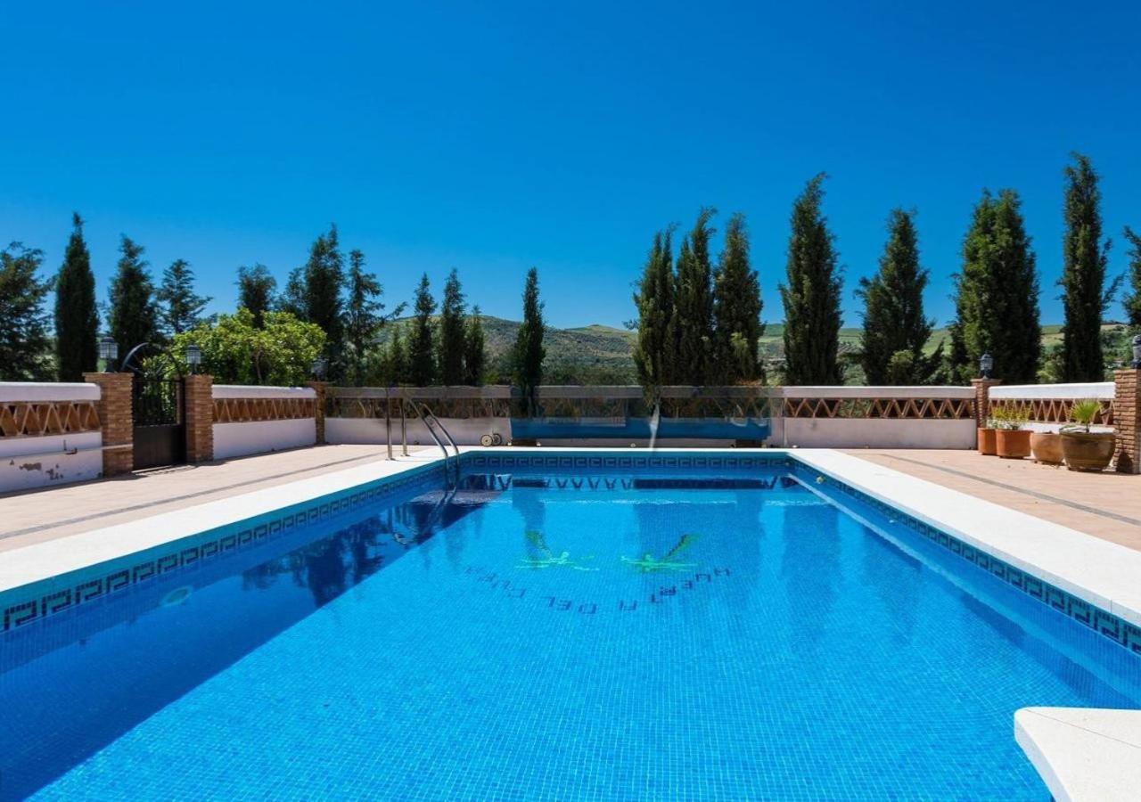 Spacious Villa With Exceptional Views In Malaga Касарабонела Экстерьер фото